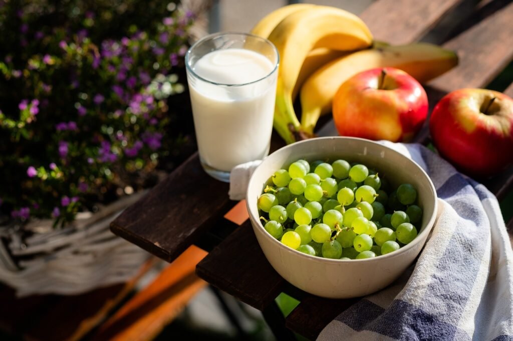 healthy, food, fruits, diet, bowl of grapes, apples, bananas, glass of milk, fresh, nutrition, vegetarian, delicious, food, diet, diet, diet, diet, diet